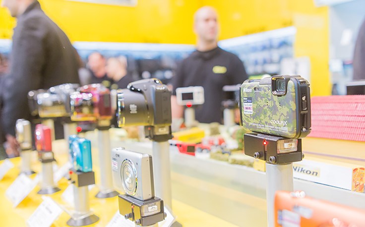 Nikon Yellow Store (11).jpg